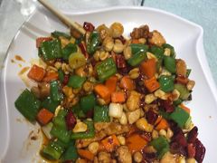 -赶海部落海鲜城(海阳路店)