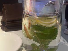 -鸣记脆皮烤鱼·海鲜烤鱼(三八广场店)