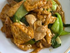 -鹤乡东北菜(崮山路店)