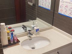 -艾维口腔(春江花月门诊部)