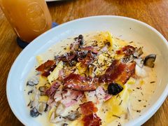 -ROAST coffee & eatery