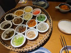 -包整·丝娃娃(一览甲秀楼风景店)