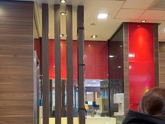 -麦当劳(汉口火车站候车室店)