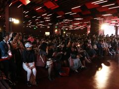 严歌苓-当当梅溪书院(步步高梅溪新天地店)