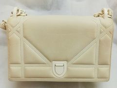 -爱革·洗衣改衣·洗鞋修鞋·洗包修包·奢侈品护理(宝地广场店)