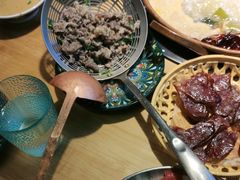 -洱火云南酸菜牛肉火锅(石景山当代商城店)