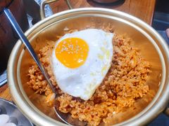 辣白菜炒饭-原始泥炉烤肉(总店)