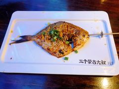 烤昌扁鱼-三个蒙古大叔羊肉串(大宁店)