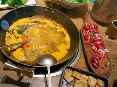 -贵厨酸汤牛肉(小十字店)