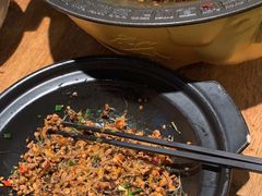 -聚鑫朋酸菜肥肠(文艺路口店)