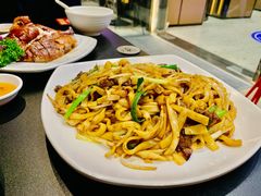 -香港新发烧腊茶餐厅(水围店)