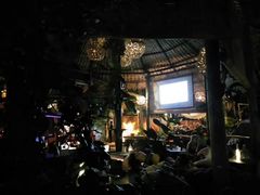 -乌托邦酒吧和餐厅