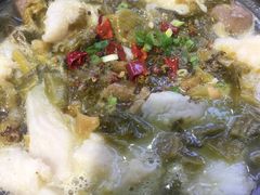 -周鱼小馆石锅酸菜鱼(活力汇店)