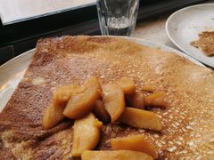 慢炖盐焦糖苹果可丽饼-RAC BAR(安福路店)