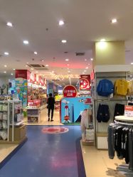 点击看大图 -爱婴室(上海浦建路店)