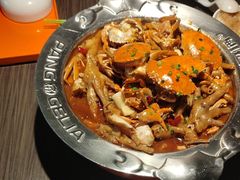 -胖哥俩肉蟹煲(石家庄长安万达店)
