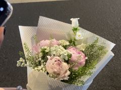 -亭亭鲜花店(中山北路店)