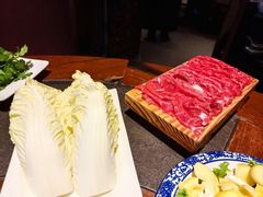 -大匠工房古船木艺术餐厅·猪肚鸡专门店(长白仙岛店)