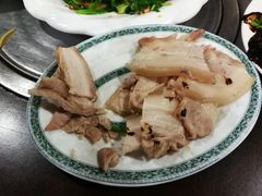 -金卯白肉罩火烧