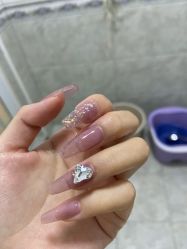 -星辰·新中式美甲美睫工作室