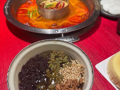 -谭鸭血老火锅(万象九宜城店)