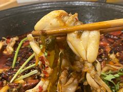 -鸿顺老铁锅美蛙鱼府(解放碑店)