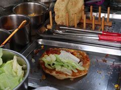 -小红车炸蛋葱油饼