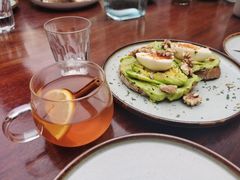 牛油果煮蛋吐司-RAC BAR(安福路店)