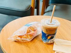 -瑞幸咖啡(第五大道高发西岸花园店)