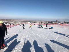 -丝绸之路山地度假区滑雪场