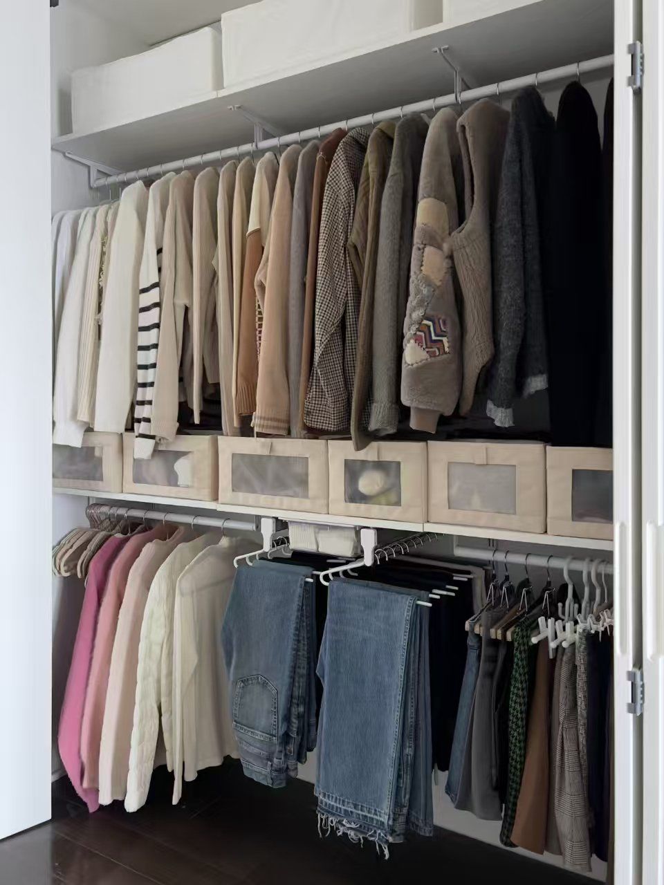 衣柜就是为了装衣服和装更多的衣服!