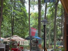 -二荆条·蜀鲜汇城市森林火锅