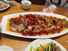 -泉畔人家·老济南经典鲁菜(大明湖店)