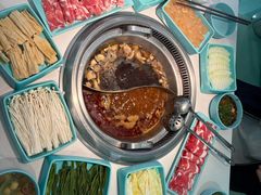 -季季红火锅(柳州城中万达二店)