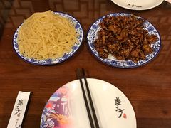酸辣土豆丝-娄三少·老北京春饼烤鸭家常菜(方庄店)
