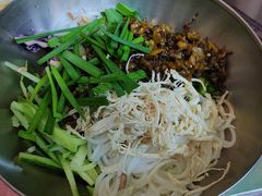 -哪爪小锅米线·拌鸡爪