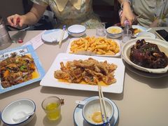 -老码头黑皮肘子锅包肉(赣水路店)