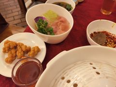 -山城年华老火锅(玉林店)