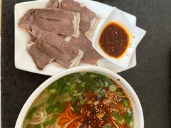 -洪师傅牛肉面(文昌南路店)