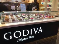 面包甜点陈列柜-GODIVA(五角场万达广场店)