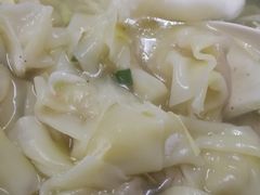 -胖子馄饨坊(天目大厦东南)
