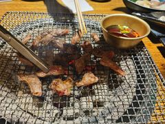 -鑫釜山海鲜烧烤(鑫丰国际店)
