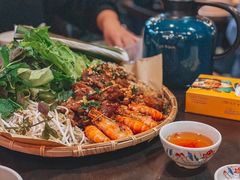 越式手卷拼盘-大头虾越式风味餐厅(光明广场店)