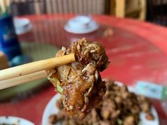 -明月食府(二区干二路店)
