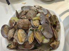 -凤凰路何眼镜香辣蟹(花果园店)