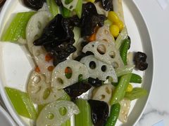 -粤小馆(天安云谷店)