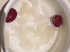 银耳汤-上海浦东丽晟假日酒店-多瑙河全日餐厅