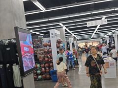 -迪卡侬(徐泾店)