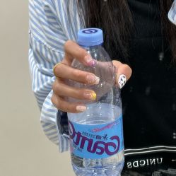 -尤米一站式美甲美睫