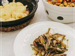 -围龙屋客家食府(福田店)